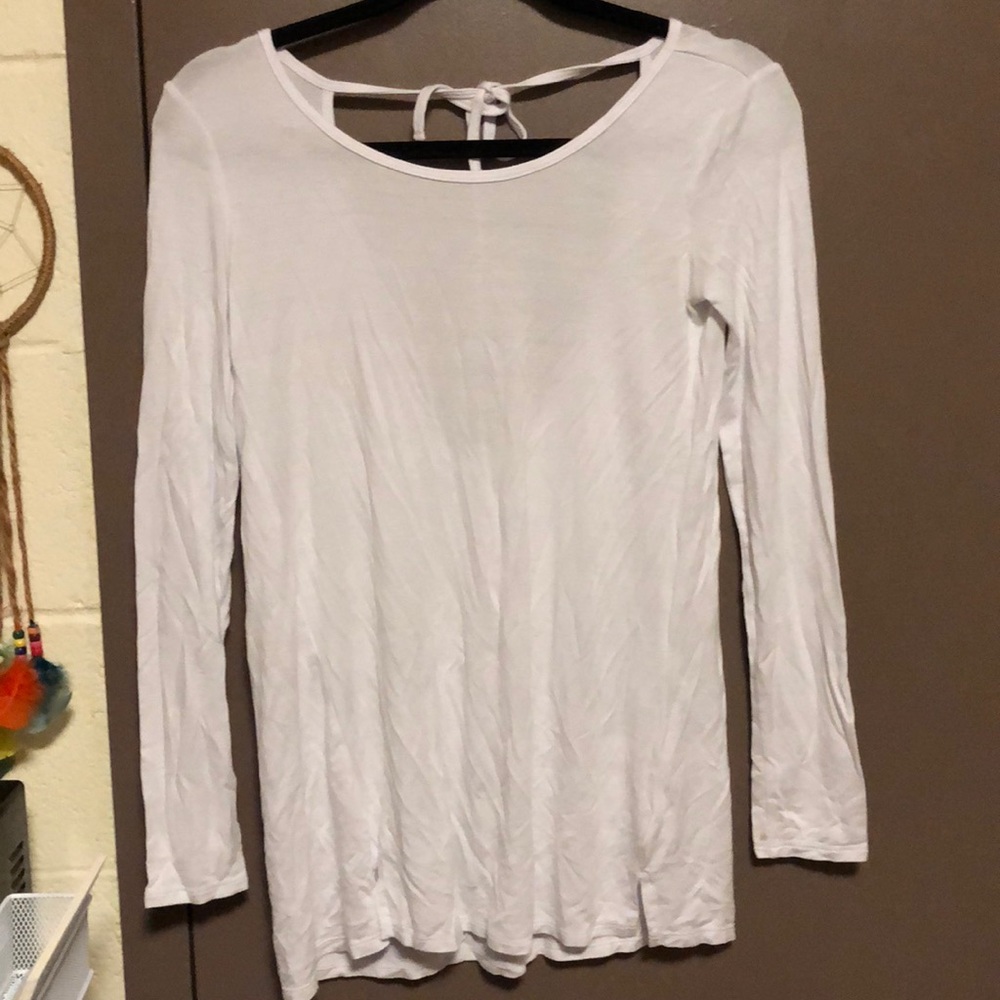 American eagle white top